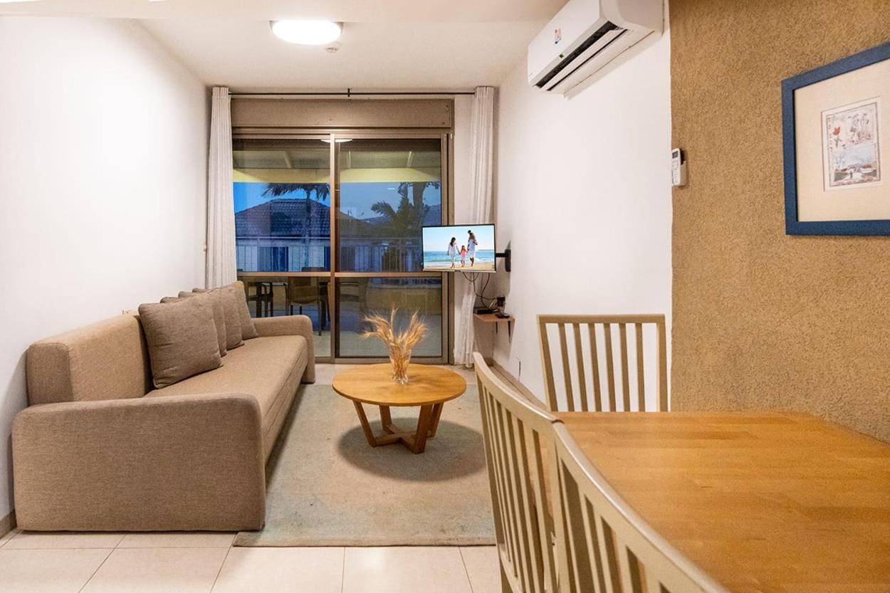 Villa Nof Glili Mansion Yavneʼel Exterior foto